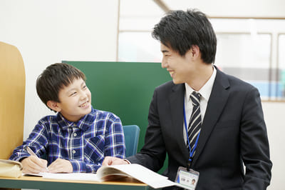 個別指導学院フリーステップ行徳教室（千葉県近く）のアルバイト風景